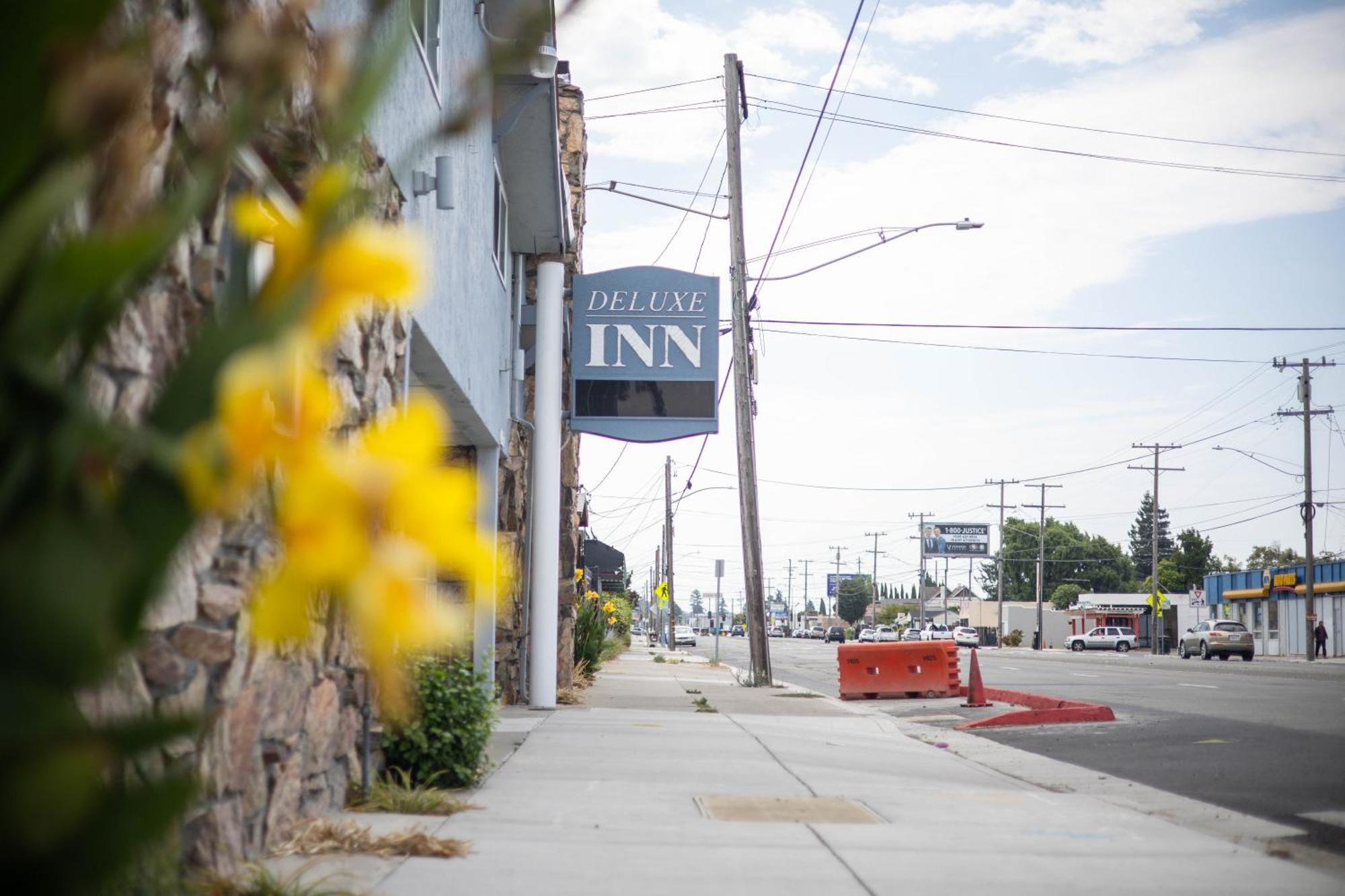 Deluxe Inn Hayward Exterior photo